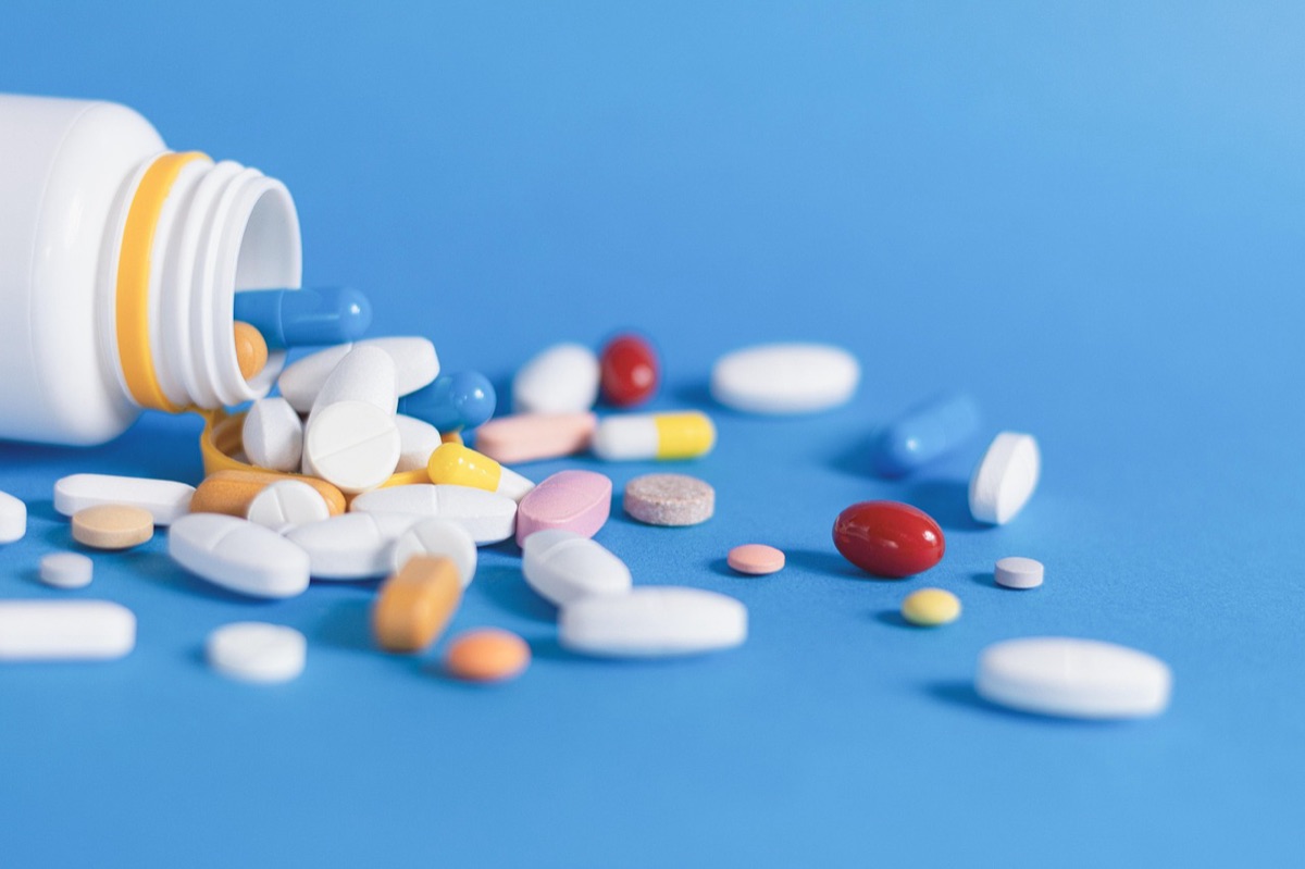 高含量鎂營養補充劑膠囊與瓶裝產品