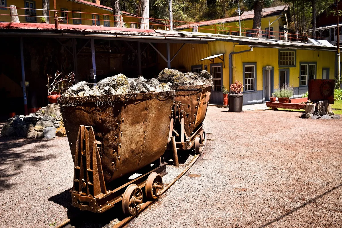 old, rusty, mine, gondola, oxide, metal, mining, steel, iron, zinc, building, ancient, mexico, tlalpujahua, the two stars, zinc, zinc, zinc, zinc, zinc, tlalpuj