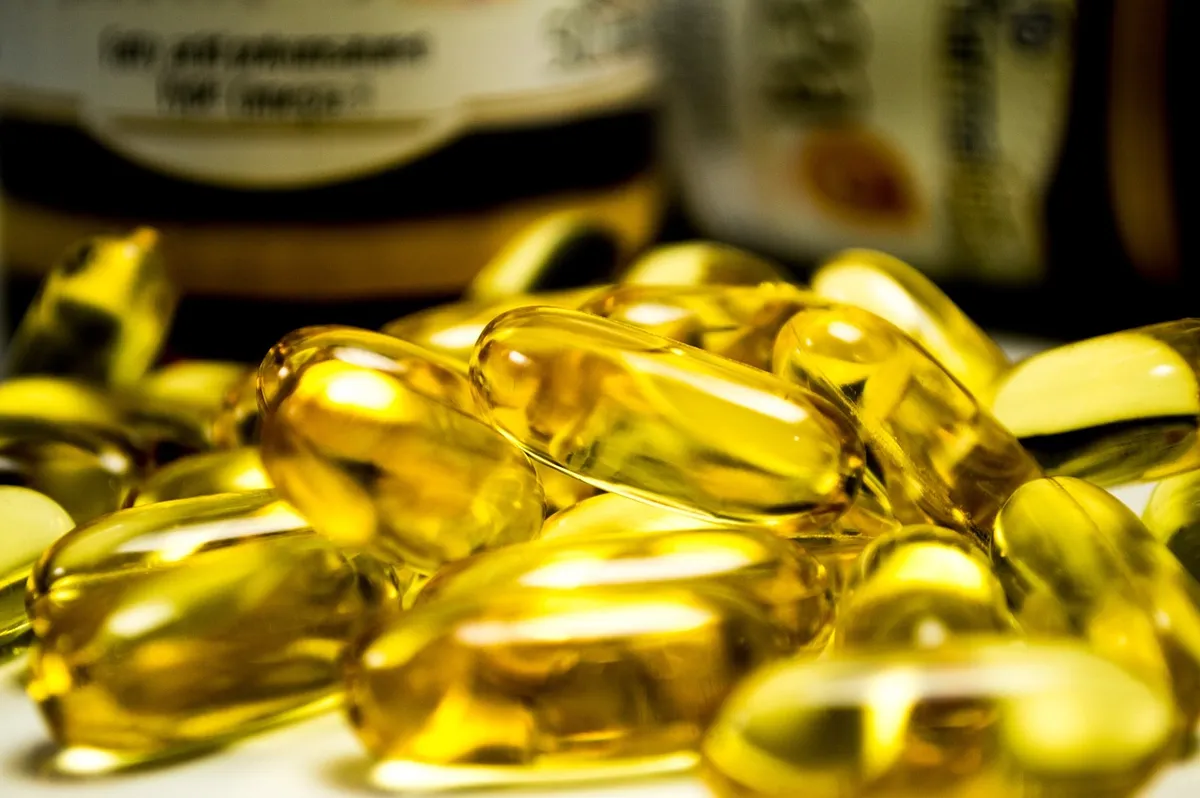 gel capsules, medicine, supplements, capsules, vitamins, prescription drugs, pharmaceutical, omega 3